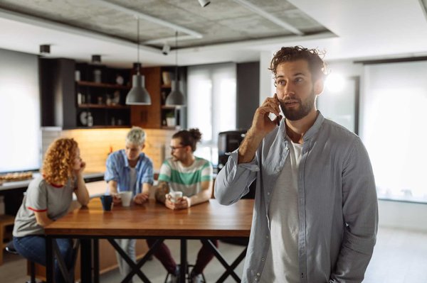 Comment connecter un ordinateur portable à la télévision : Le guide ultime